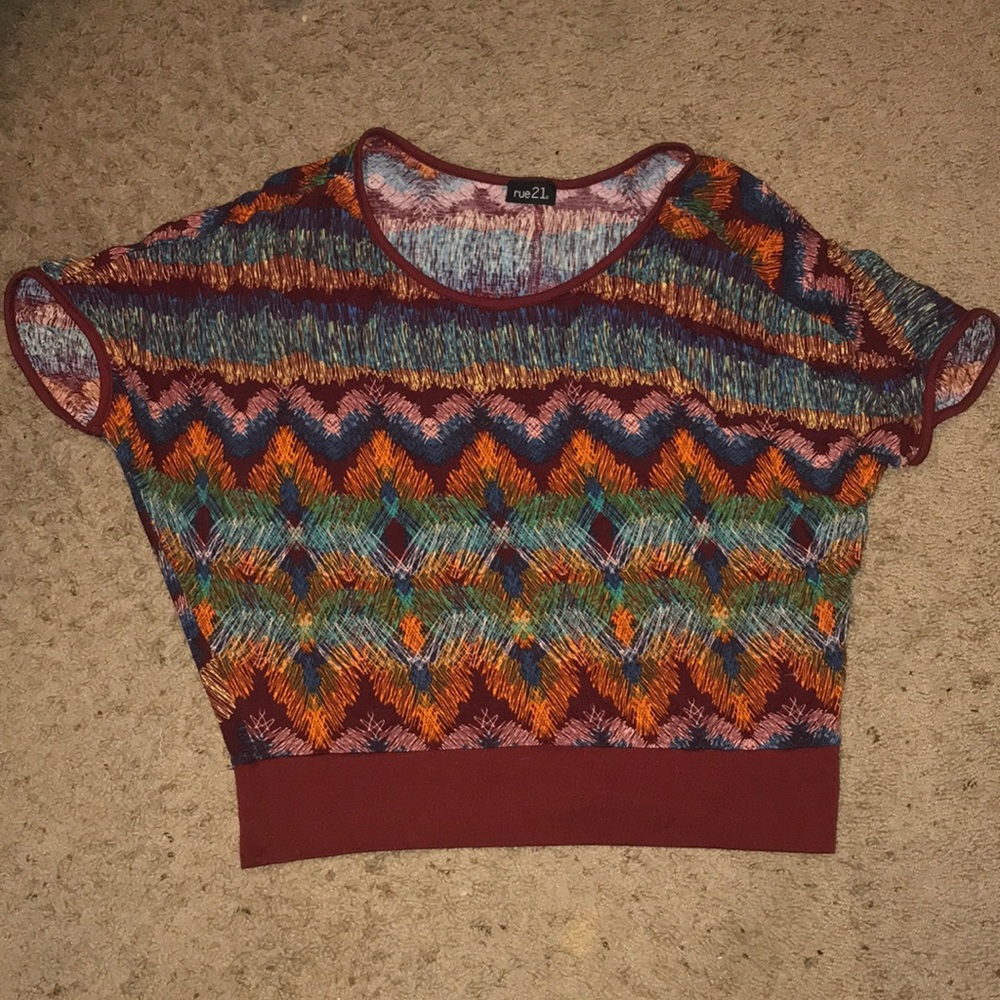 Maroon Rue 21 Top - Picture 1 of 4
